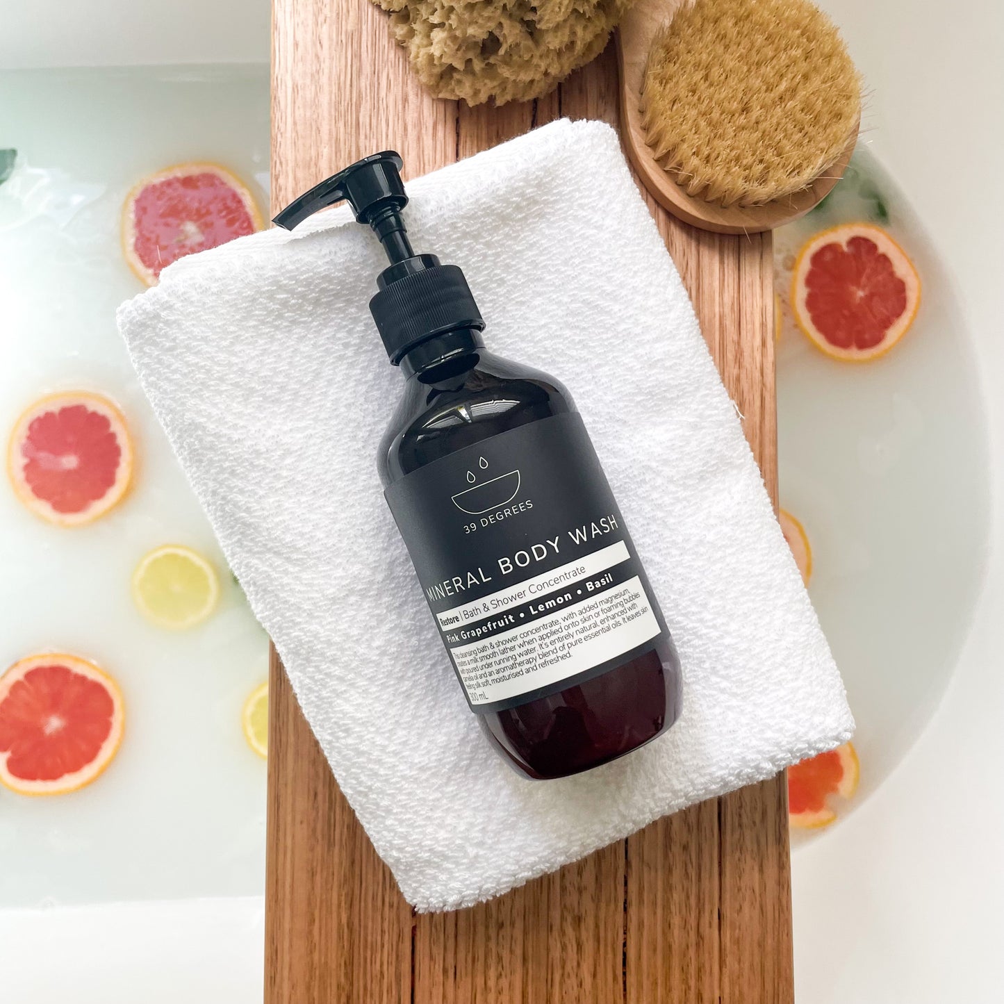 Restore Mineral Body Wash 300 mL