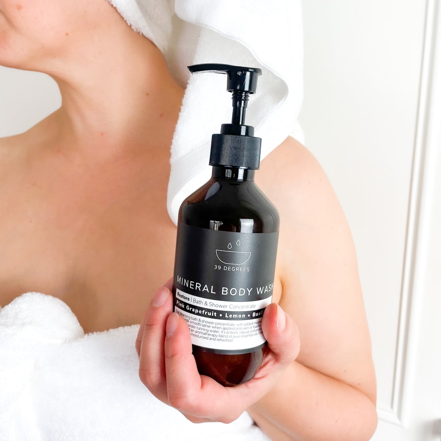 Restore Mineral Body Wash 300 mL