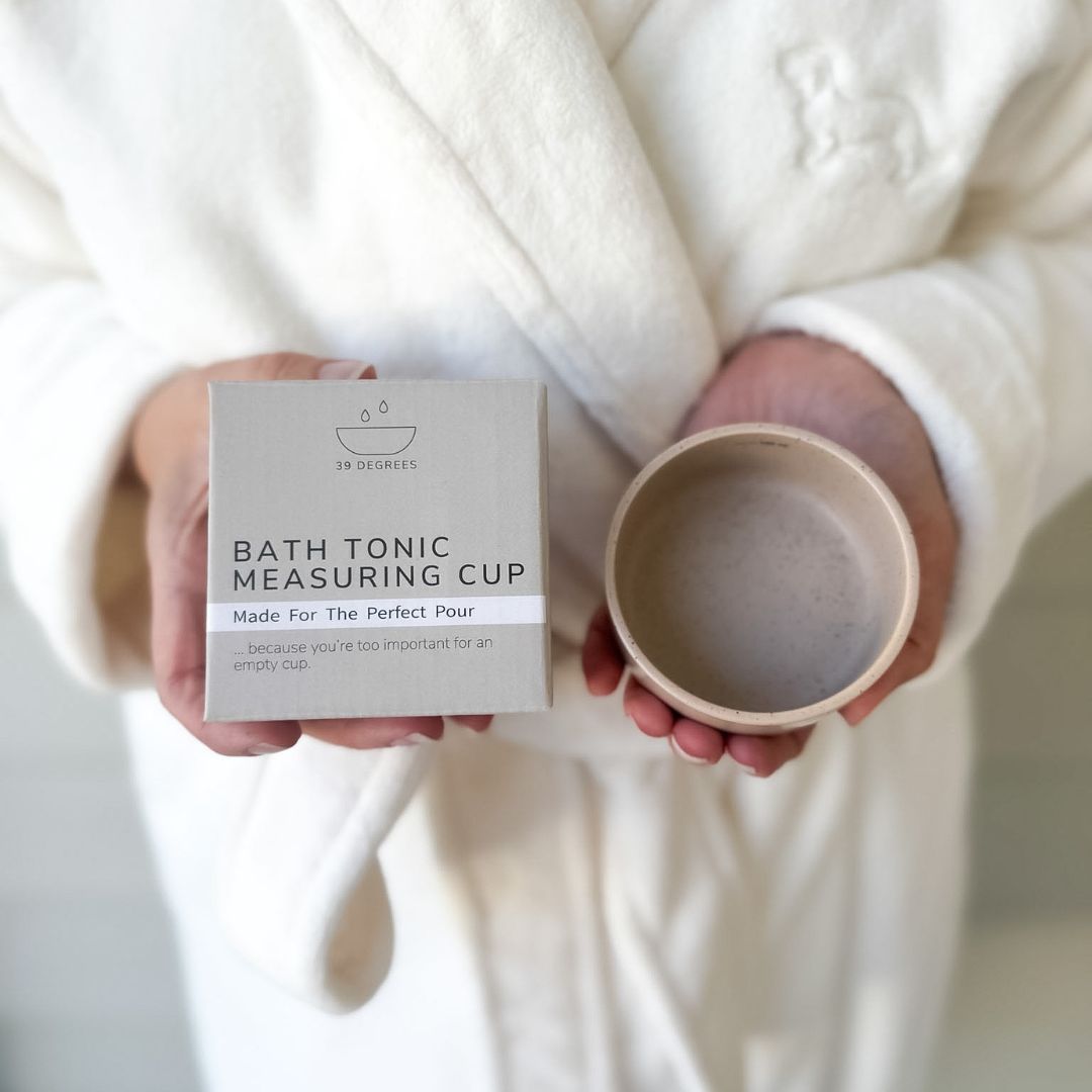 Bath Tonic Measuring Cup - Oatmeal