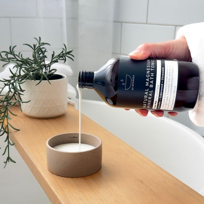 Bath Tonic Measuring Cup - Oatmeal