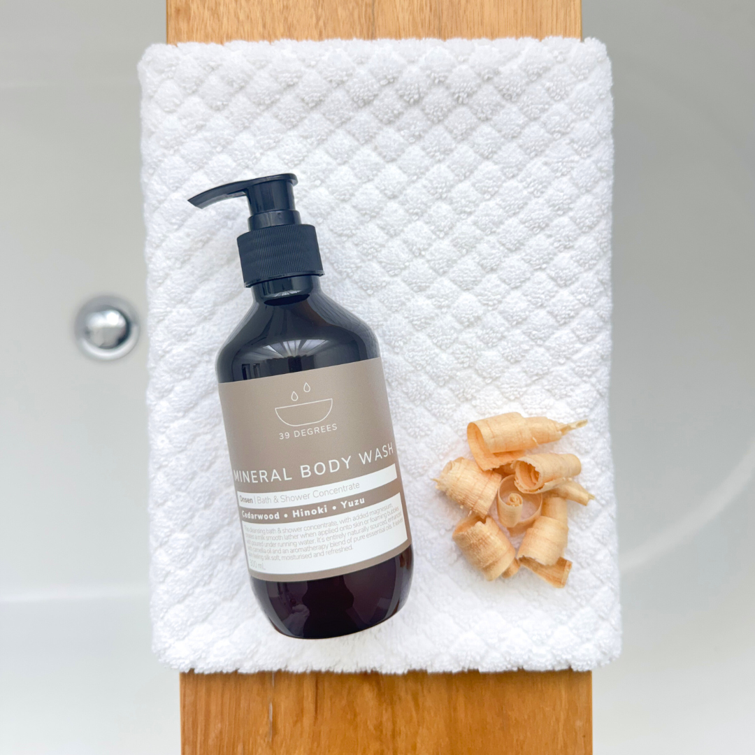 Buy Onsen mlneral Body Wash Of 300 ml Online – 39 Degrees