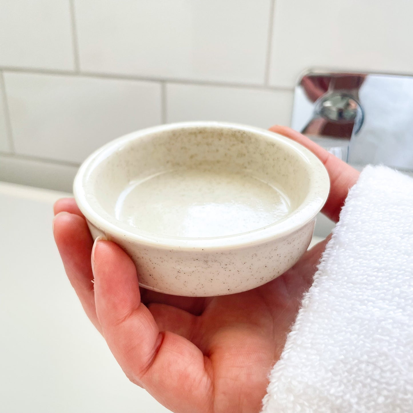 Poppyseed Stoneware Set